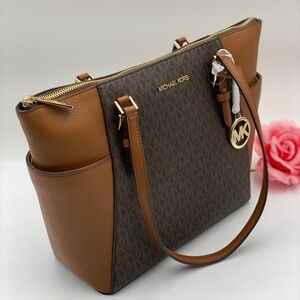 Michael Kors Charlotte LG TZ Tote Sig Brown
